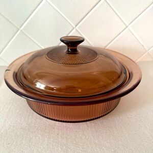 Visions PYREX Amber Corning Vision Ware LID and fish.